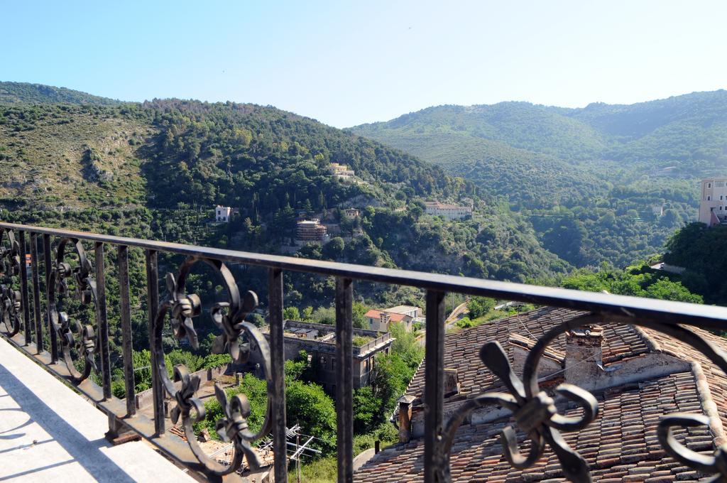 La Dimora Del Ghibellino Villa Tivoli Oda fotoğraf
