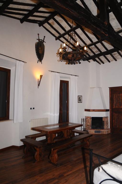 La Dimora Del Ghibellino Villa Tivoli Oda fotoğraf