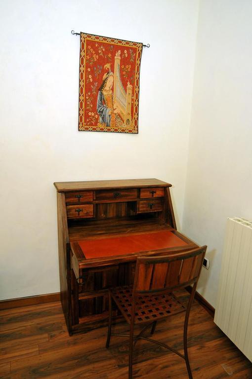 La Dimora Del Ghibellino Villa Tivoli Oda fotoğraf
