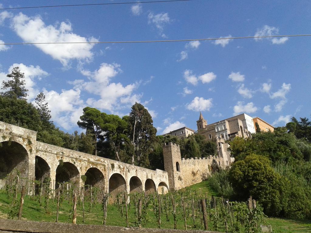 La Dimora Del Ghibellino Villa Tivoli Dış mekan fotoğraf